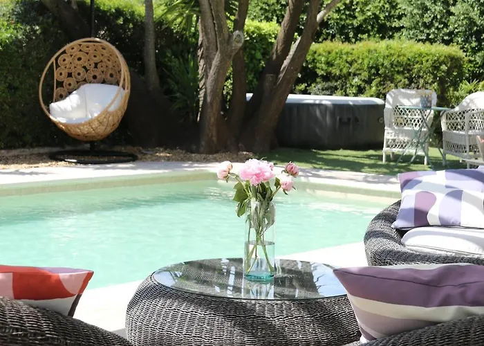 Rez De Villa, Vue Magnifique, Piscine Chauffee Privee, Les Feuillantines