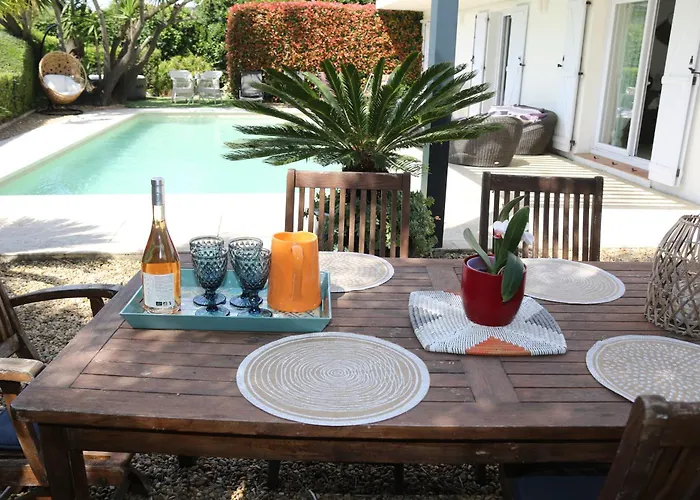 Rez De Villa, Vue Magnifique, Piscine Chauffee Privee, Les Feuillantines Villa