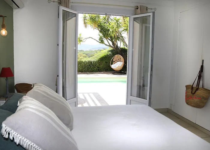 Rez De Villa, Vue Magnifique, Piscine Chauffee Privee, Les Feuillantines