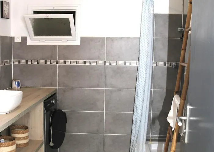 Villa Rez De Villa, Vue Magnifique, Piscine Chauffee Privee, Les Feuillantines *