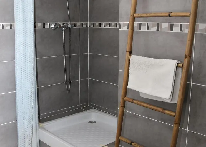 Rez De Villa, Vue Magnifique, Piscine Chauffee Privee, Les Feuillantines Vila